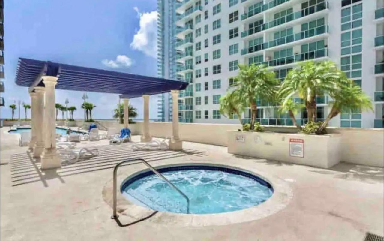 Stunning 2Br Condo Brickell-Waterviews-Freeparking Miami Exterior foto